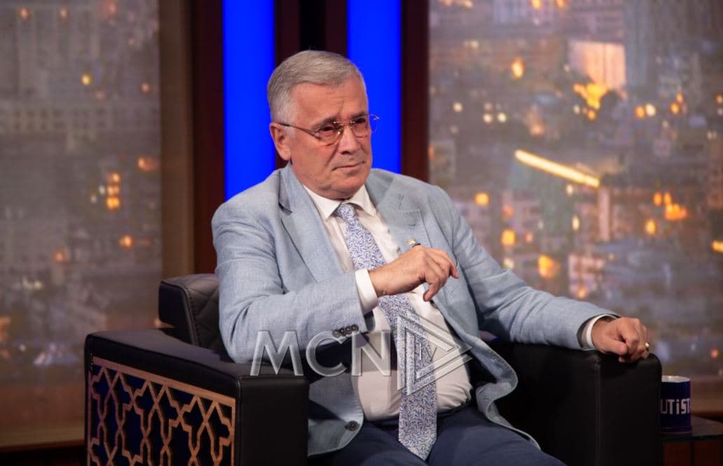 “Erdhi me vonesë sepse kishte qenë tërë natën në kazino!”, Tarifa rrëfen episode të sikletshme me Nanon në SHBA