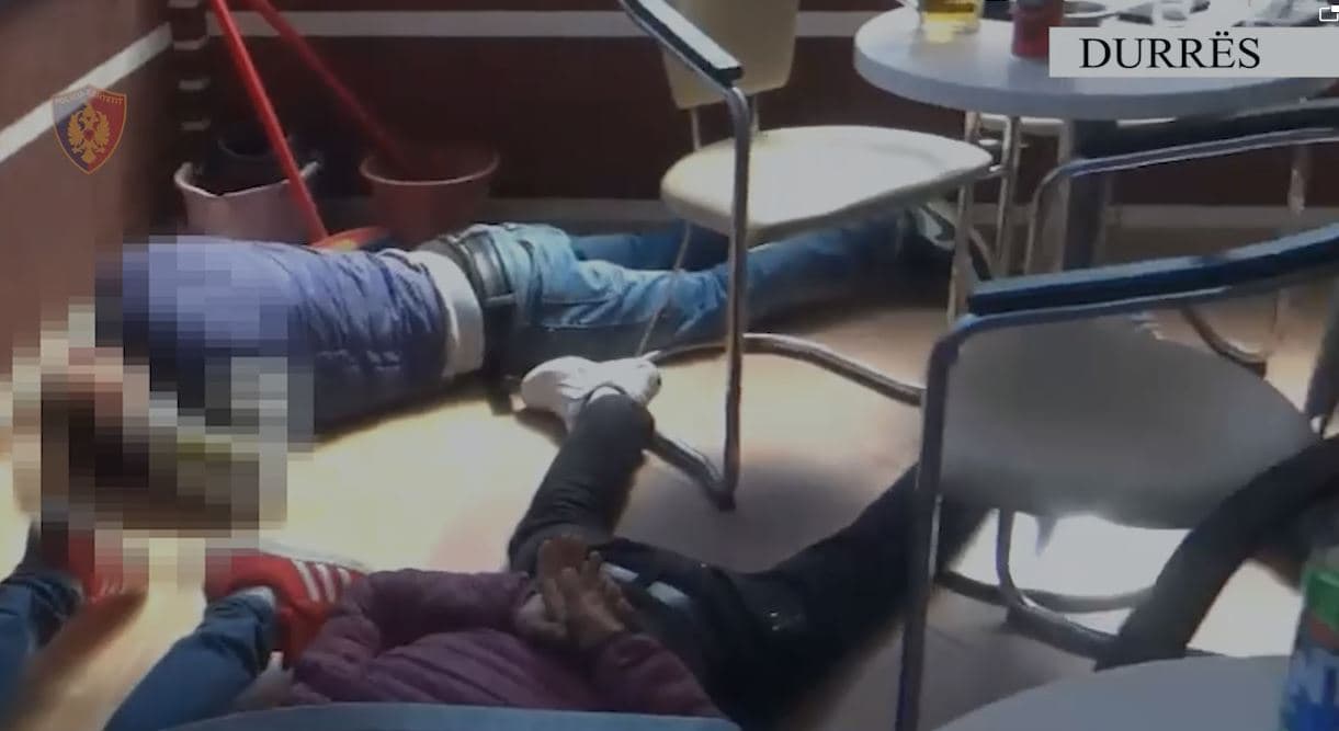 Arrestohen 8 persona në Durrës, shpërndanin droga të forta
