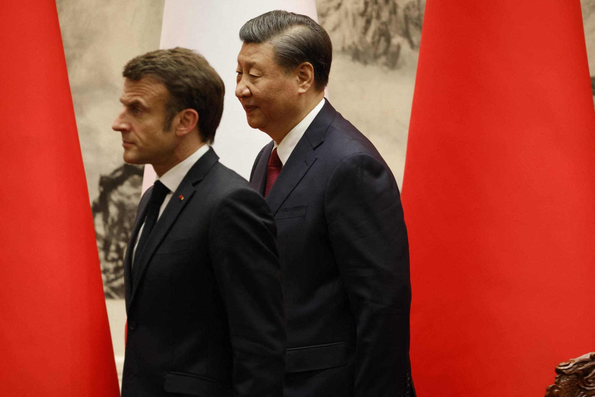 Macron: Europianët nuk kanë pse të bëhen vasalë të SHBA-ve  