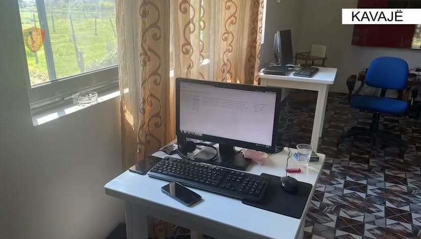  Veprimtari e paligjshme call center në Kavajë/ Arrestohet 38-vjeçari, procedohen penalisht dy të tjerë