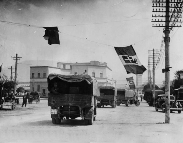 84 vite më parë Shqipëria i dorëzoi kurorën shqiptare Mbretit të Italisë