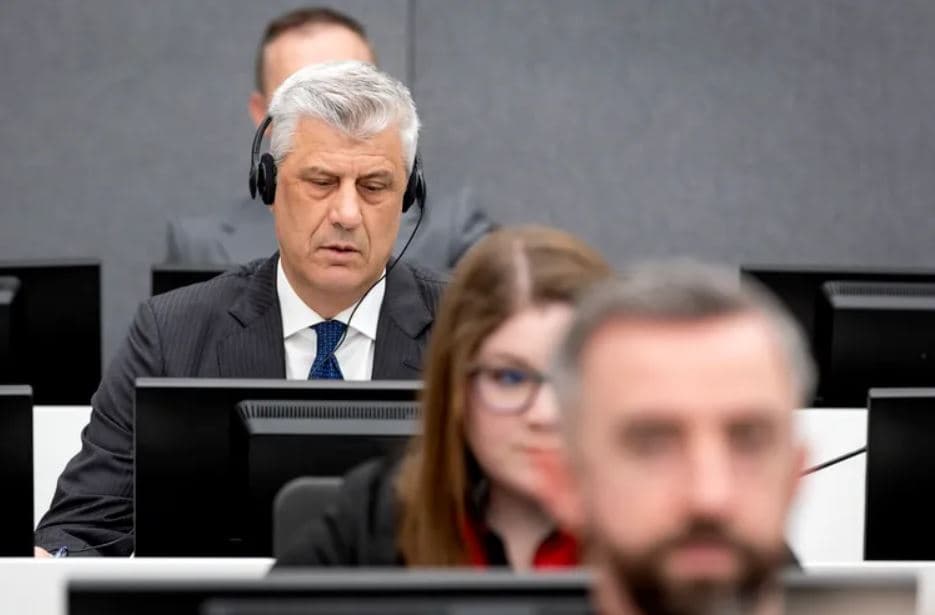 Hagë, dëshmitarja e parë për rastin “Thaçi” flet në Gjykatën Speciale