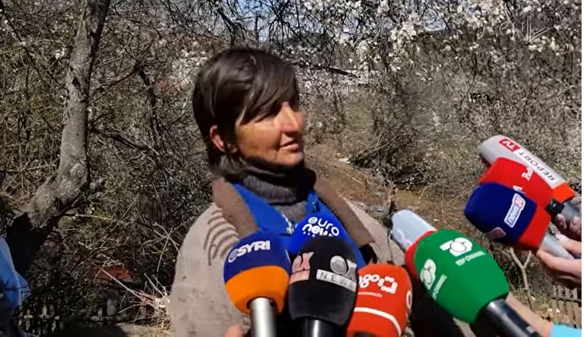    Kryeplaku përdhunon 23-vjeçaren/ Nëna e vajzës: Autori ishte i dehur, u largua me vrap (VIDEO)