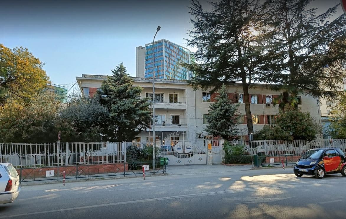 13-vjeçari largohet nga shtëpia e fëmijës “Zyber Hallulli”, punonjësi bën kallëzimin në polici