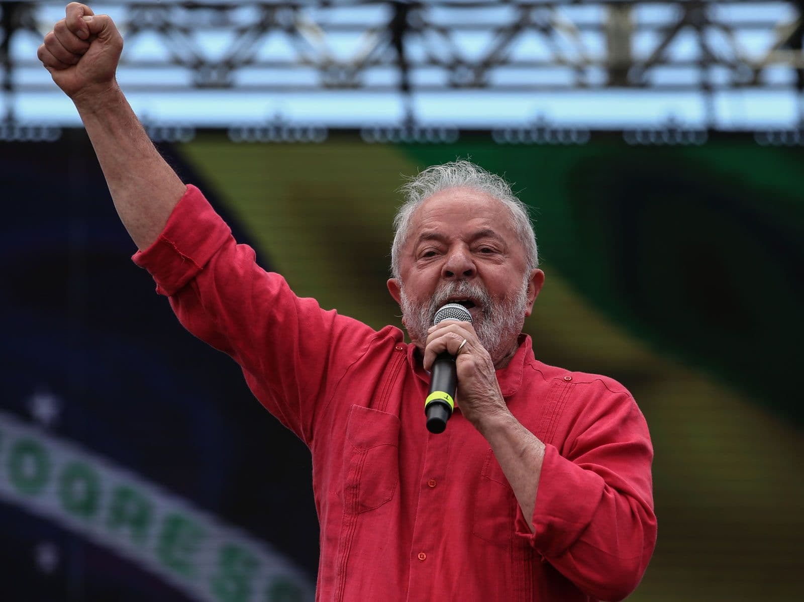 Brazili rebelohet kundër dollarit amerikan