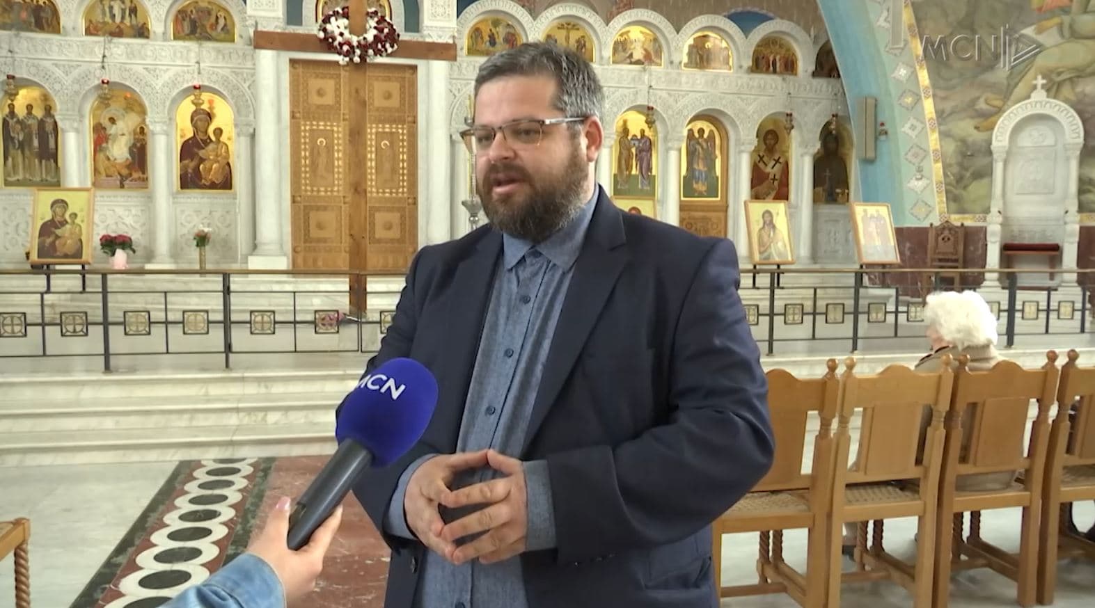 Ortodoksët në ritualin e epitafit/ Së bashku duke pritur ngjalljen e Krishtit (VIDEO)