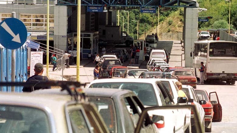 Pashkët Ortodokse, fluks emigrantësh në pikat kufitare