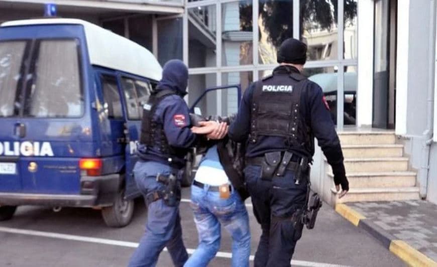 Arrestohet në Muriqan 38-vjeçari nga Ukraina, tentoi të kalonte kufirin me narkotikë të fshehur në automjet