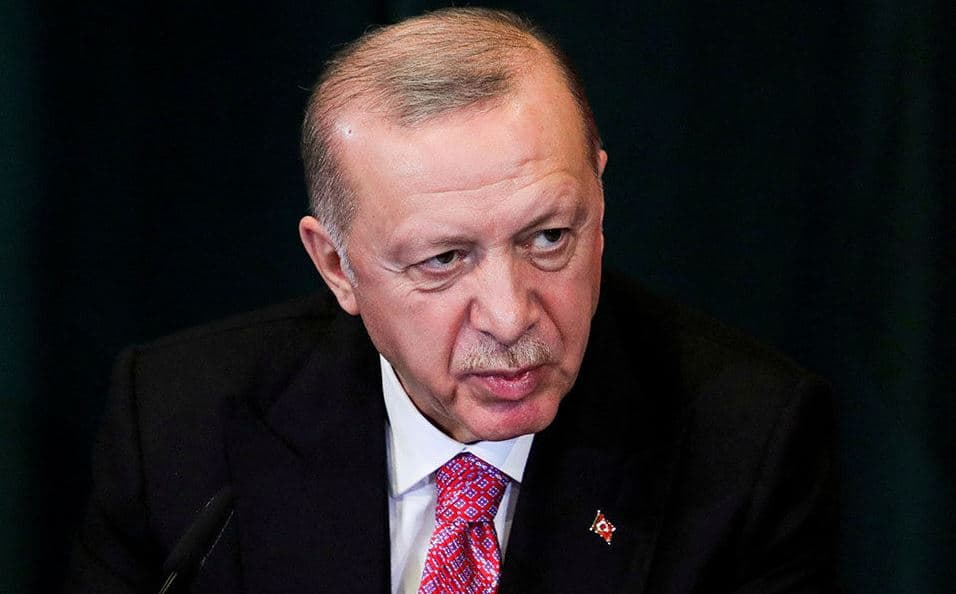 Erdogan: Britania e Madhe e gatshme të bashkëpunojë me Turqinë për nëndetëset