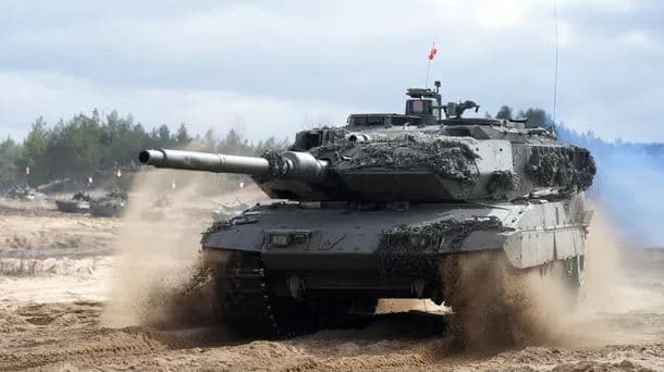 Danimarka dhe Holanda do t'i dhurojnë Kievit 14 Leopardë 2