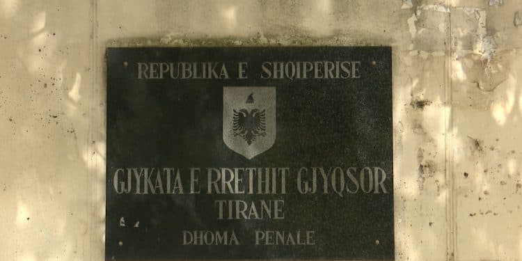 Vrau bashkë me shokun 20-vjeçarin, gjykata vendos “arrest me burg” për Aleks Hoxhajn