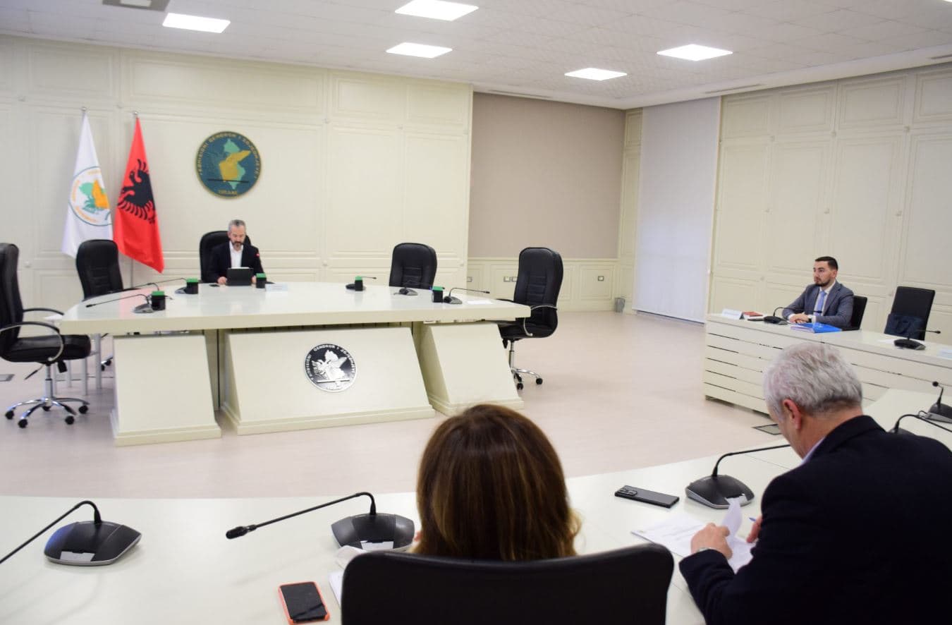 Zgjedhjet, KQZ ndan fondet për partitë politike 