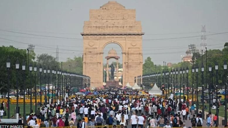OKB: India kalon popullsinë e Kinës këtë javë