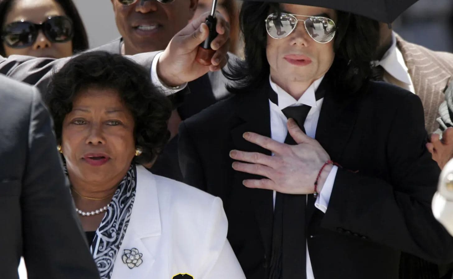 Nëna e Michael Jackson në gjykatë për të kundërshtuar trashëgiminë