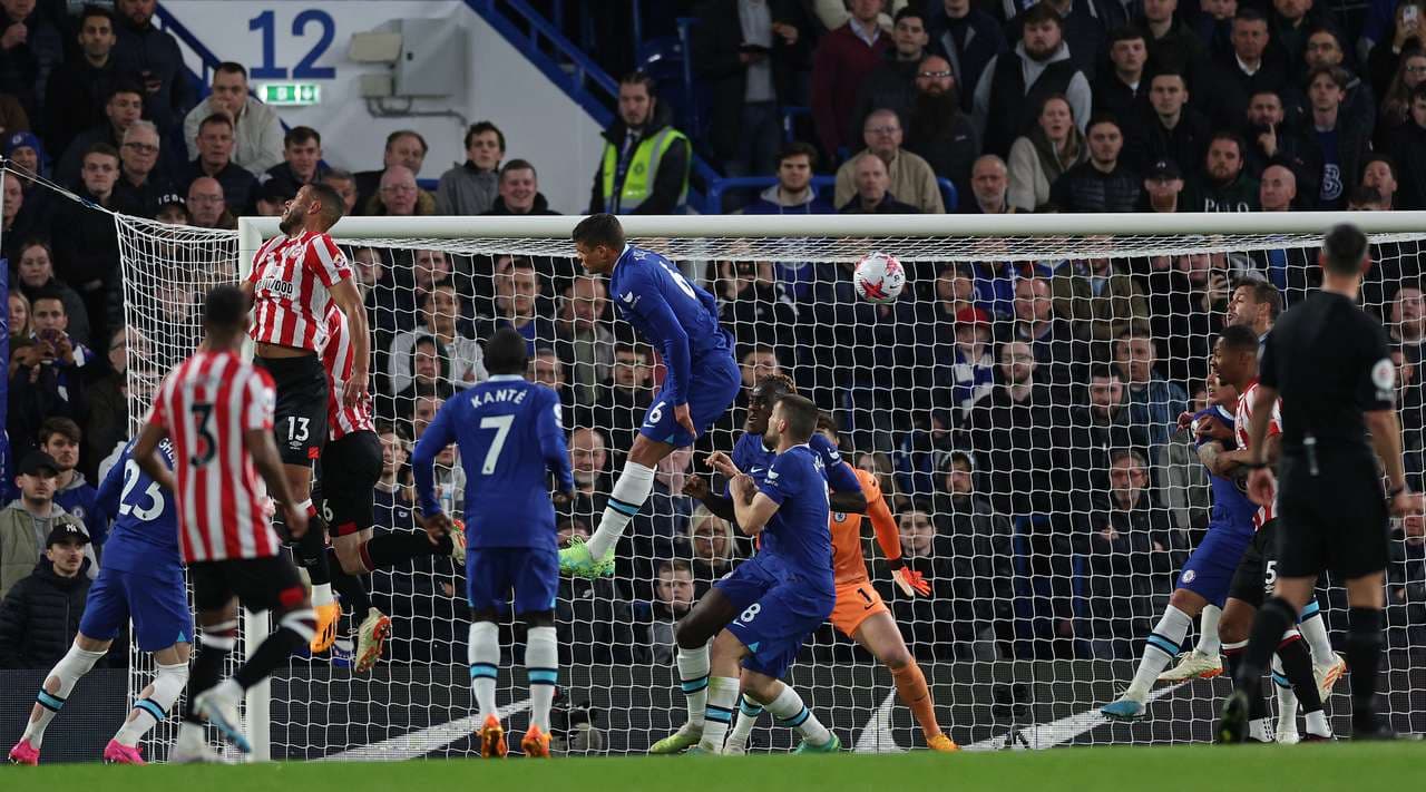 Premier League/ Tjetër humbje për Chelsea, Liverpool triumfon me përmbysje
