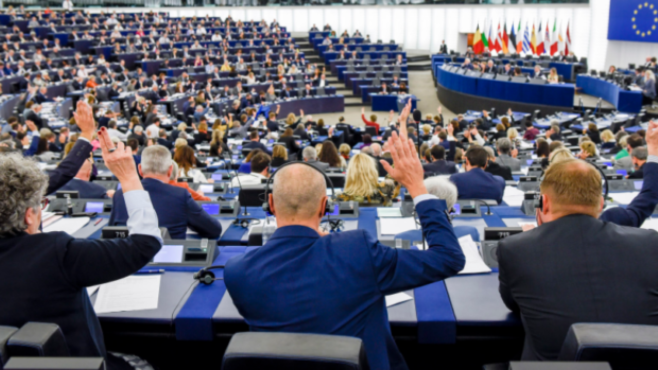         Miratohet raporti për Kosovën në Komisionin e Parlamentit Evropian