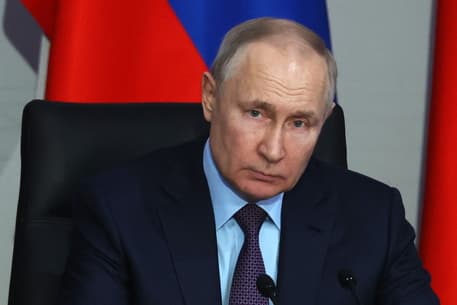 Putin nënshkruan ligjin, burgim të përjetshëm për tradhti të lartë