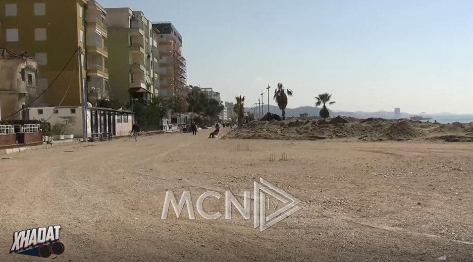 "Plazh"mbi lungomaren e Durrësit/ 30 metra rërë kthehen në beton