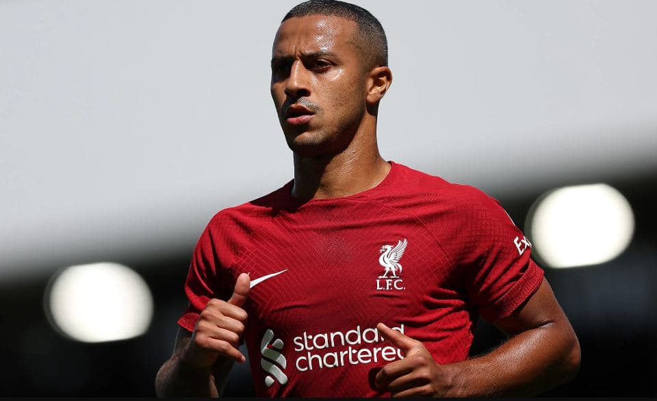 Mesfushori i Liverpool mbyll sezonin, do i nënshtrohet operacionit