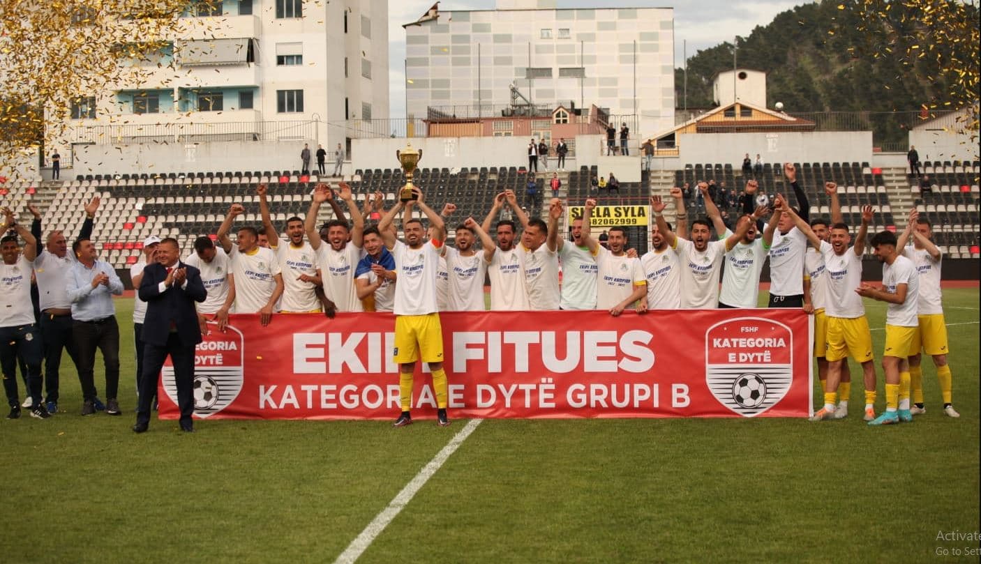AF Elbasani ngjitet në Kategorinë e Parë dhe feston titullin kampion