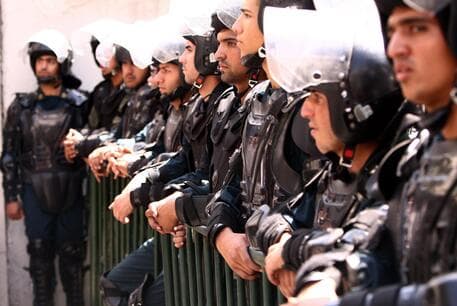 Iran, dy persona varen për fyerje ndaj Islamit