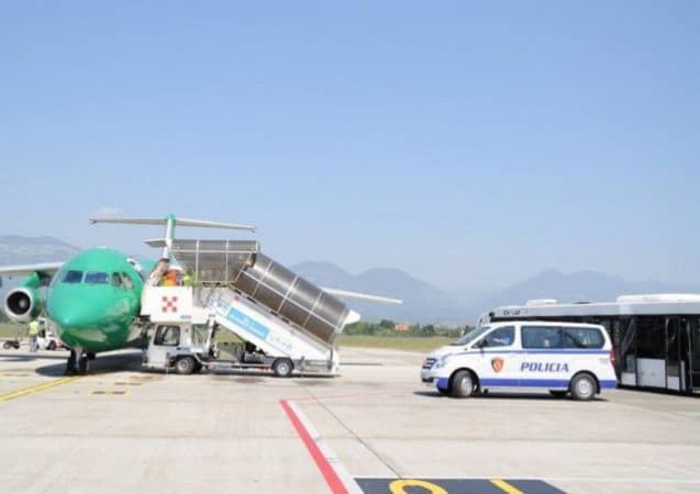 I dënuar për drogë, ekstradohet drejt Italisë