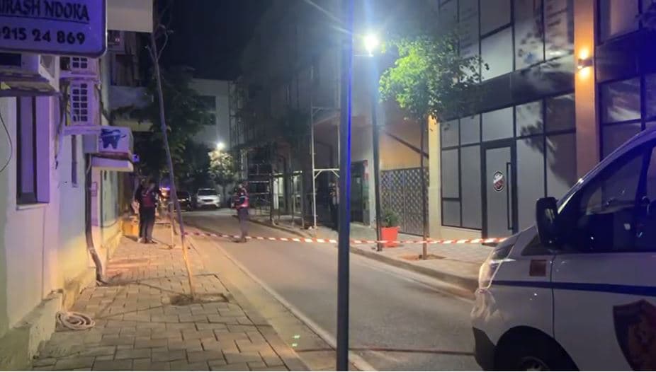 Plagosja me armë zjarri në Lezhë, identifikohen tre autorët e dyshuar/ Shpallen në kërkim