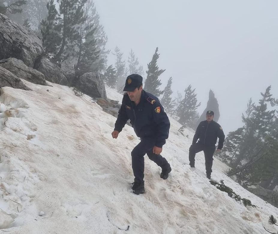 Ranë në greminë, gjenden të pajeta dy turiste të huaja në Valbonë