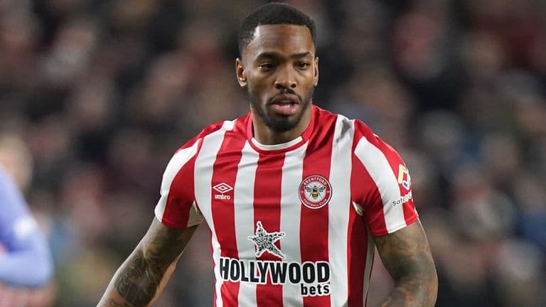 Manchester United, interes për Ivan Toney 