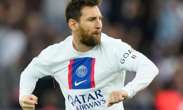 U pezullua për dy javë, Messi projektohet titullar te PSG-ja