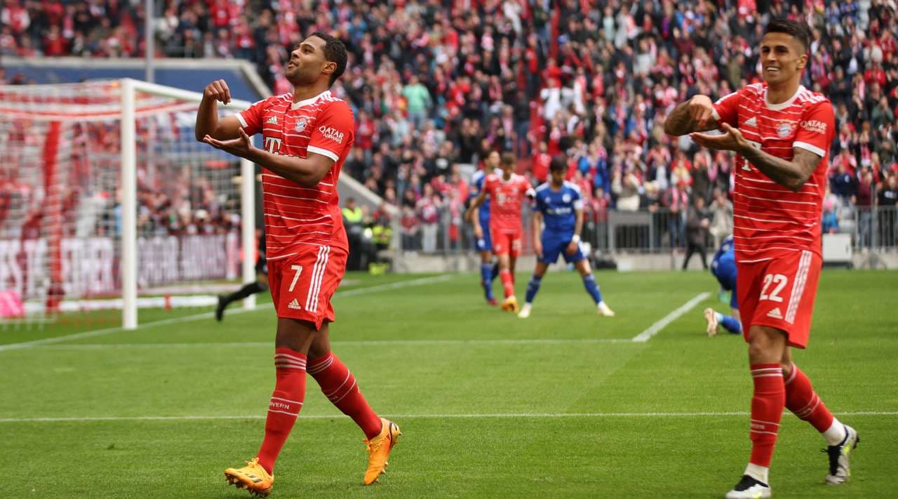 Bayern Munich nuk e lëshon kreun, triumf me 6 gola ndaj Schalke