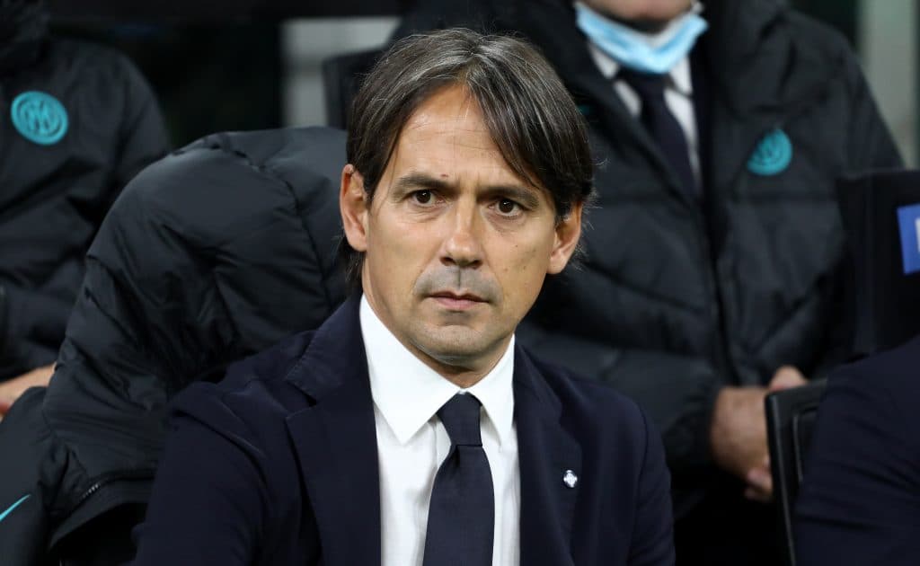  Simone Inzaghi qëndron tek Interi 