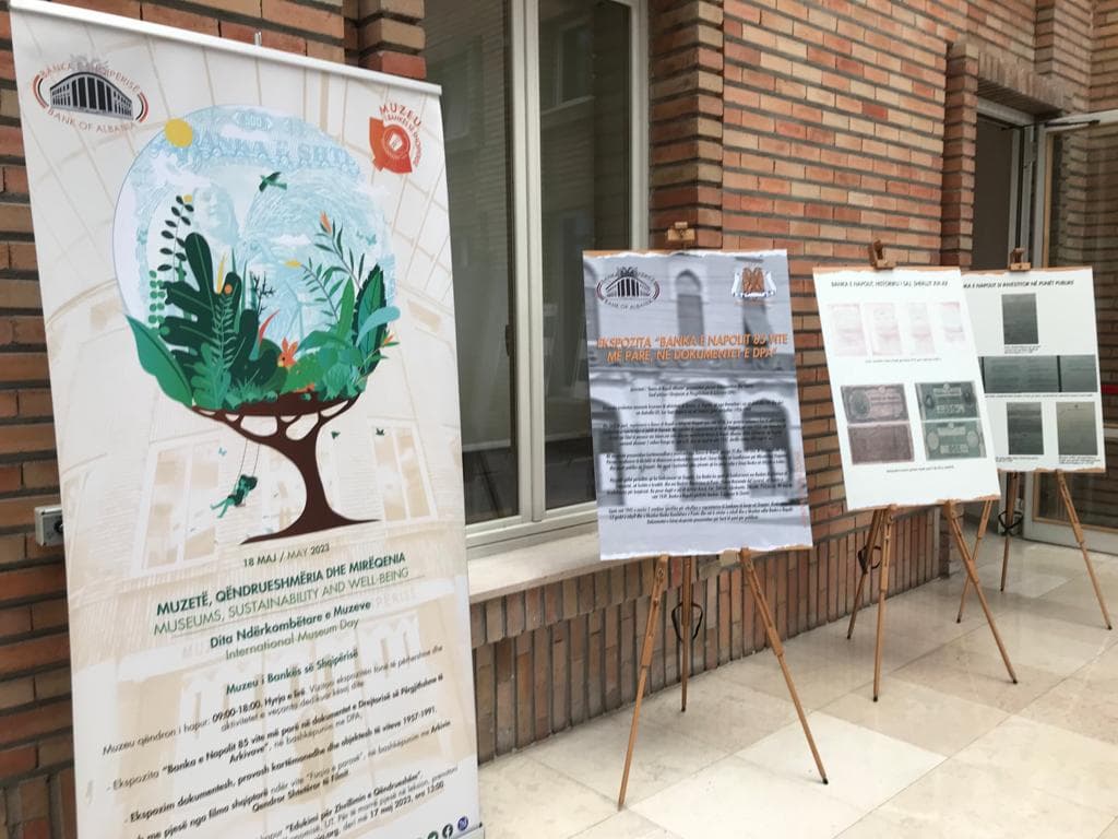 Dita e Muzeut/ BSH çel ekspozitën “Banka e Napolit 85 vite më parë në dokumentet e DPA”