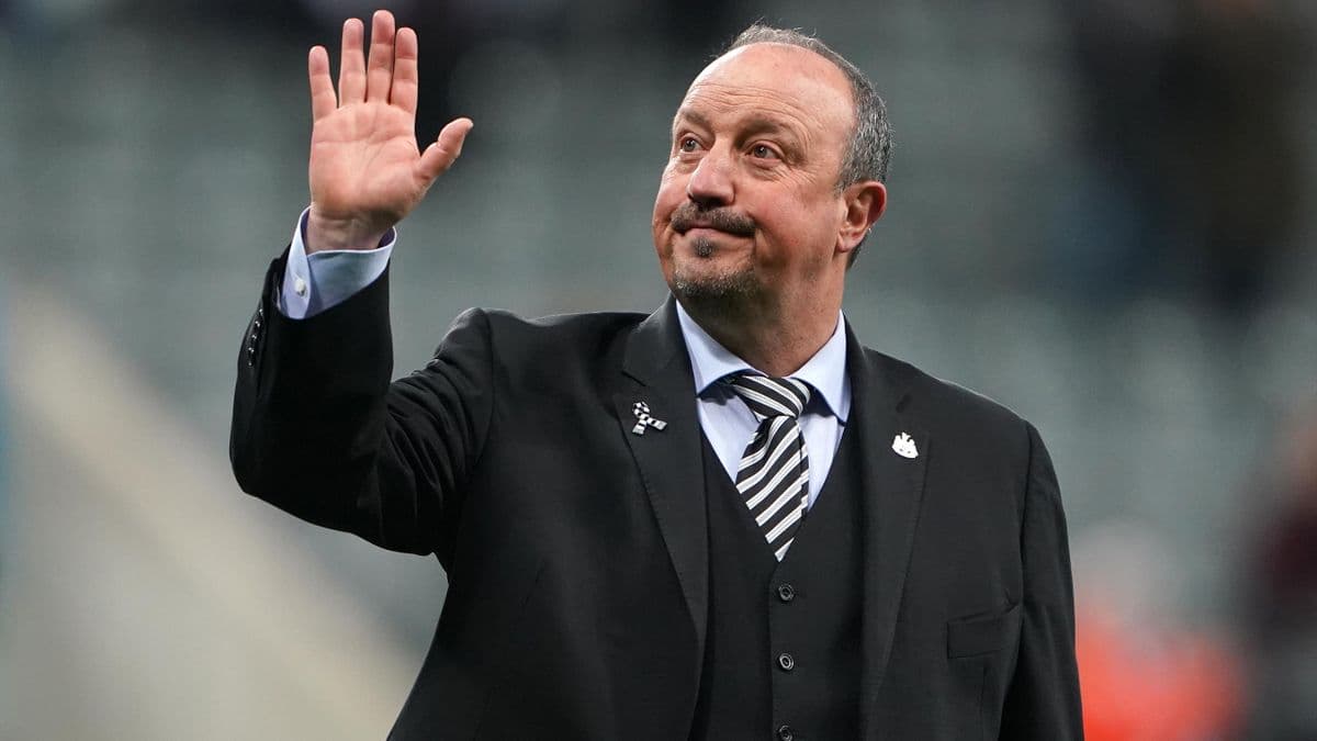Spalletti drejt largimit, Napoli nis kontaktet me trajnerin Benitez
