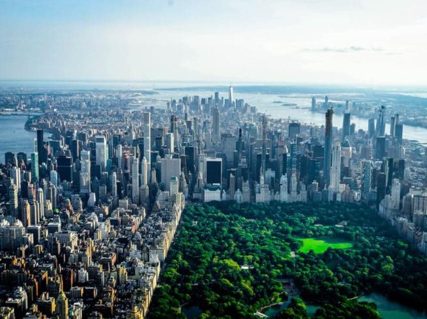 New York ngrin qiratë për rreth 1 milion banesa, fitore për kryebashkiakun Zohran Mamdani