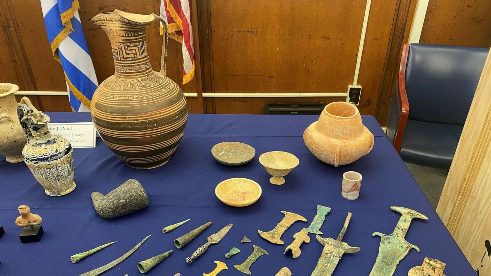 Greqia rikuperon qindra artefakte të vjedhura