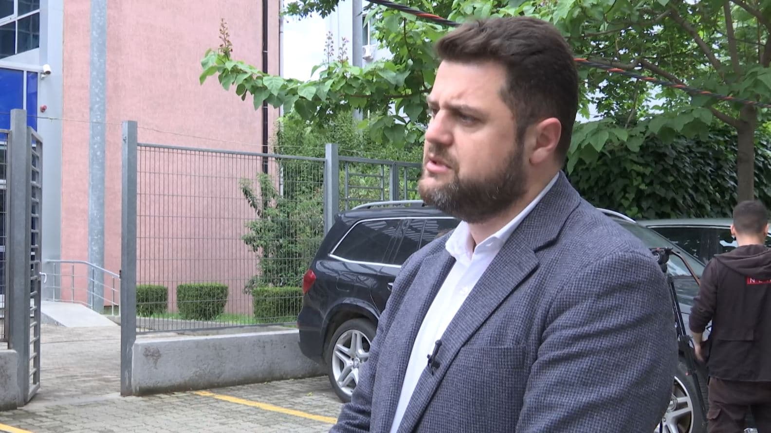 Sefa: Fredi Belerit nuk mund t’i pengohet marrja e mandatit, do qartësohet që është çështje ligjore (VIDEO)