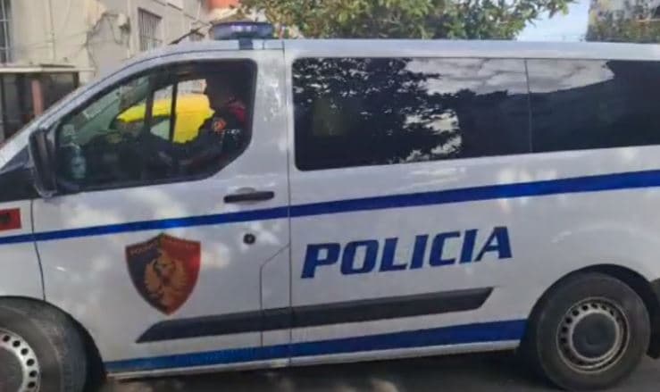 Arrestohen 3 ukrainas në Durrës, grabitën targat e disa automjeteve