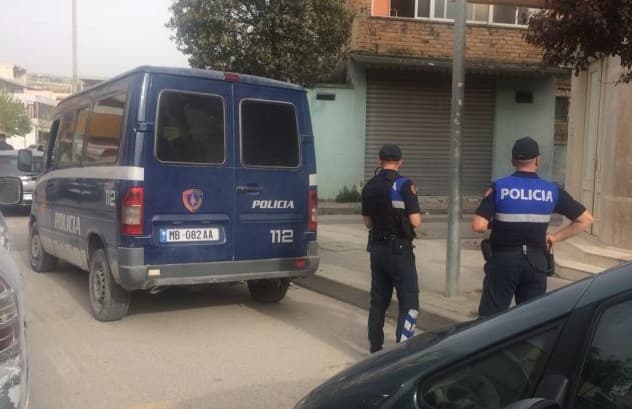Bëri për spital gruan, në pranga 47-vjeçari nga Gramshi