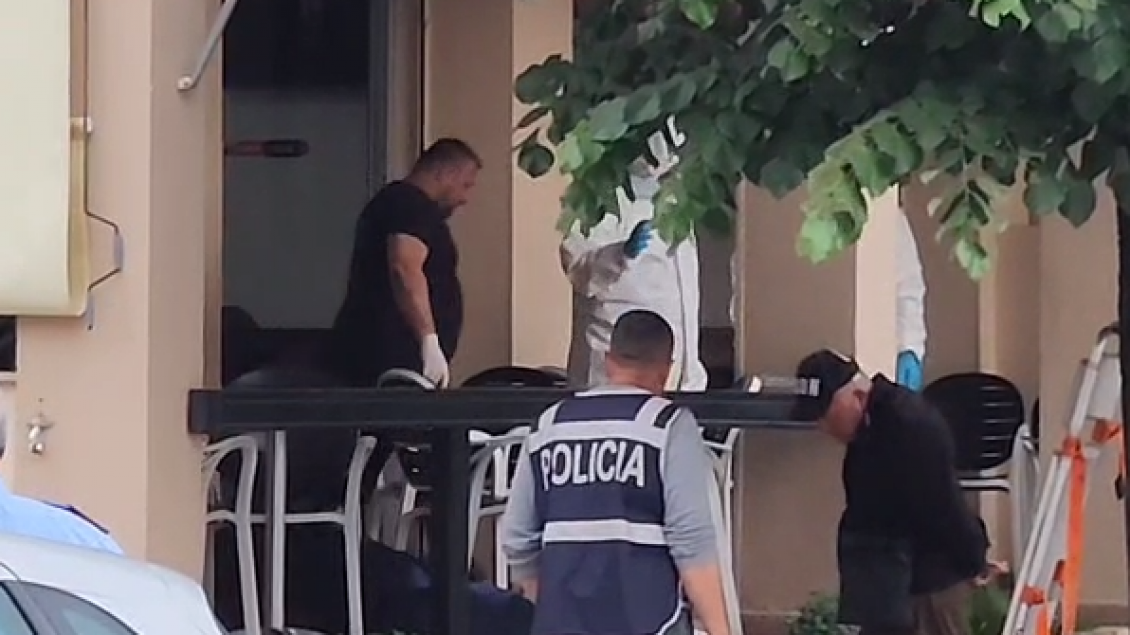 Vrasja në Kavajë/ Shoqërohet shoku i autorit, dyshohet se e ndihmoi të arratisej