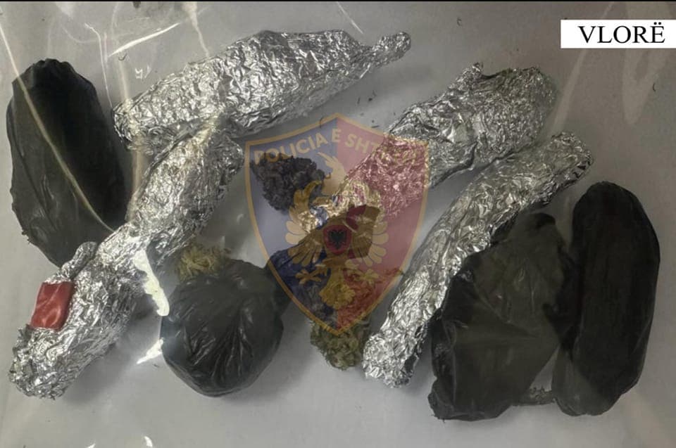 Theu masën e sigurisë “Arrest në shtëpi” për të shpërndarë doza kanabisi, arrestohet 39-vjeçari në Vlorë