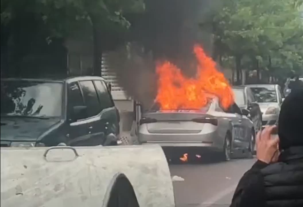 Incidentet në Veri të Kosovës/ Lëndohen 5 policë dhe dëmtohen 4 automjete