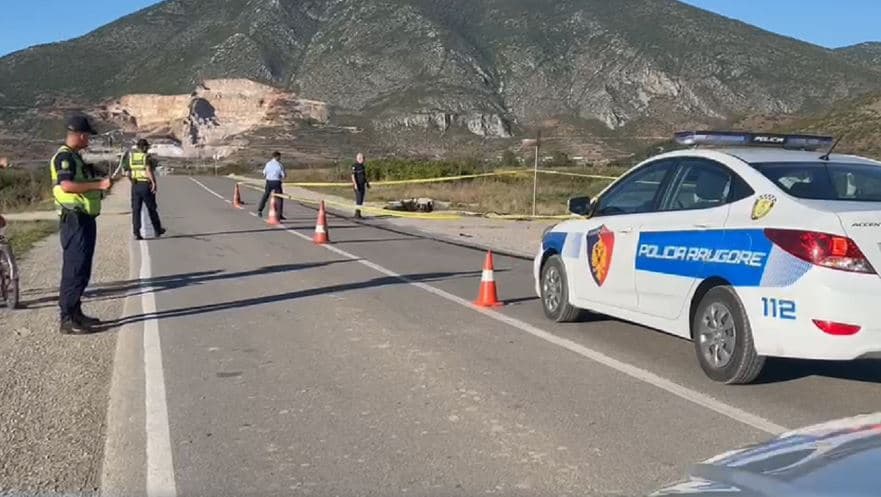 Makina del nga rruga në Sarandë, plagoset drejtuesja 