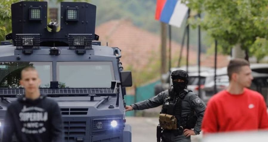 Kurti takim me Sarrazin, nën kontroll situata në veri