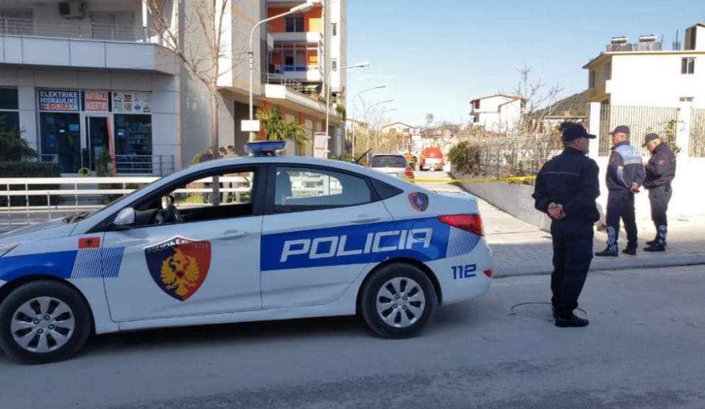 Vlorë/ Plagosi me thikë 64-vjeçarin, arrestohet autori