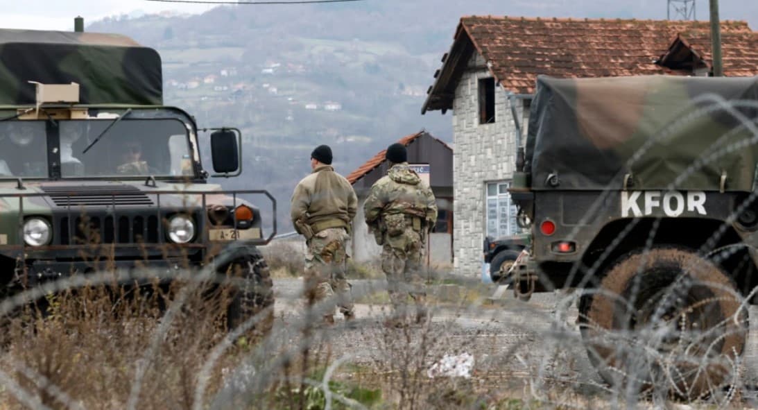KFOR shton praninë në Veri të Kosovës, thirrje palëve për vetpërmbajtje