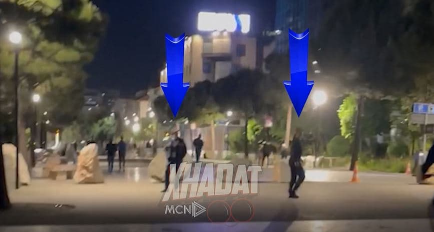 Xhadat/ Prostitucion në qendër të Tiranës, seks në lulishten pas Muzeut (VIDEO)