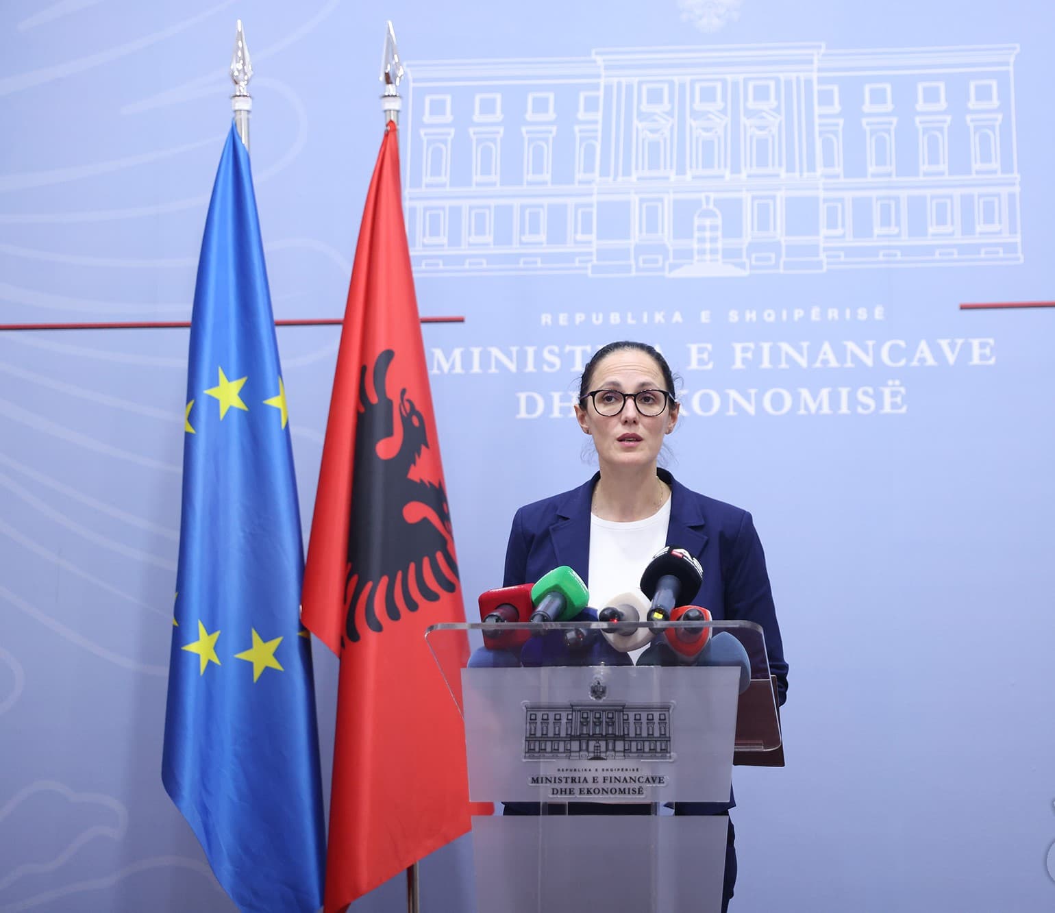    Shtyhet rritja e pagave/ Ibrahimaj: Vendimi për të shmangur vonesat (VIDEO)