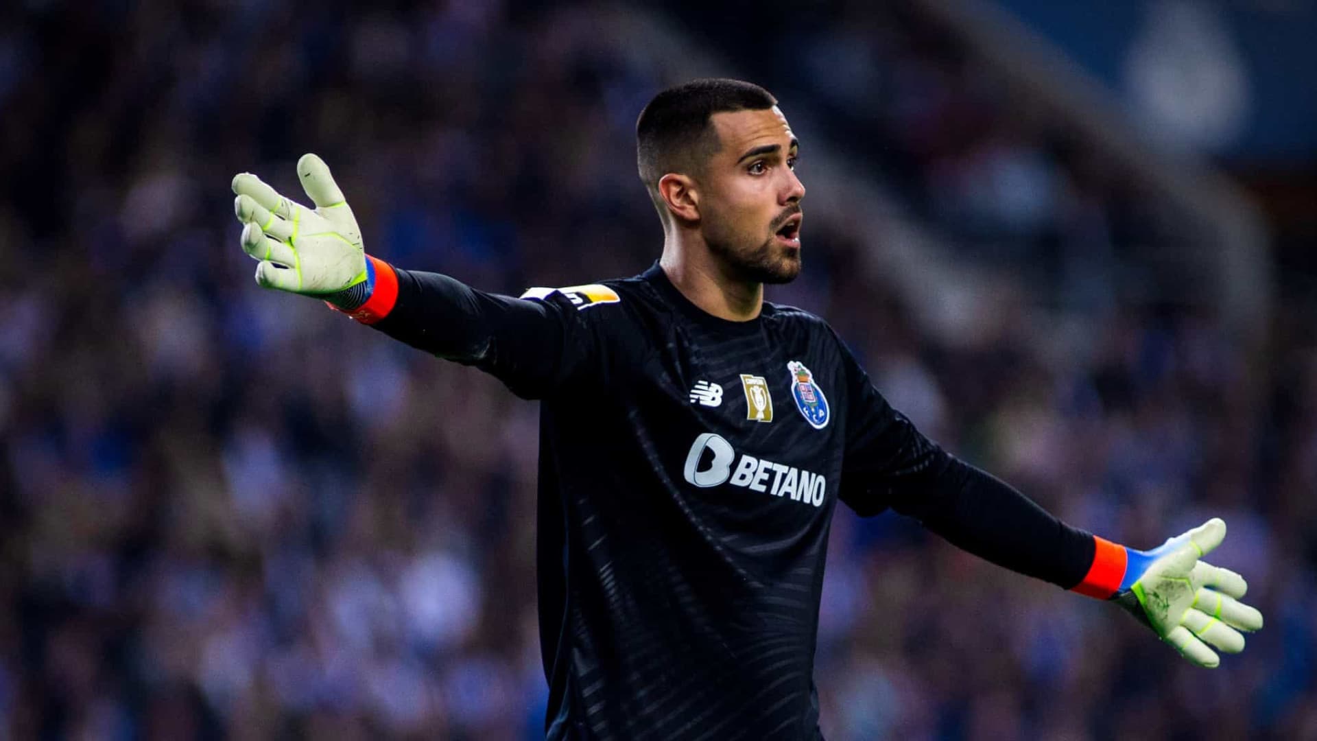 Manchester United , interes për Diogo Costan