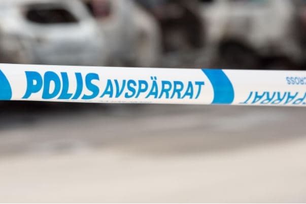 Sulm me thikë në një shkollë në Suedi, plagosen disa persona